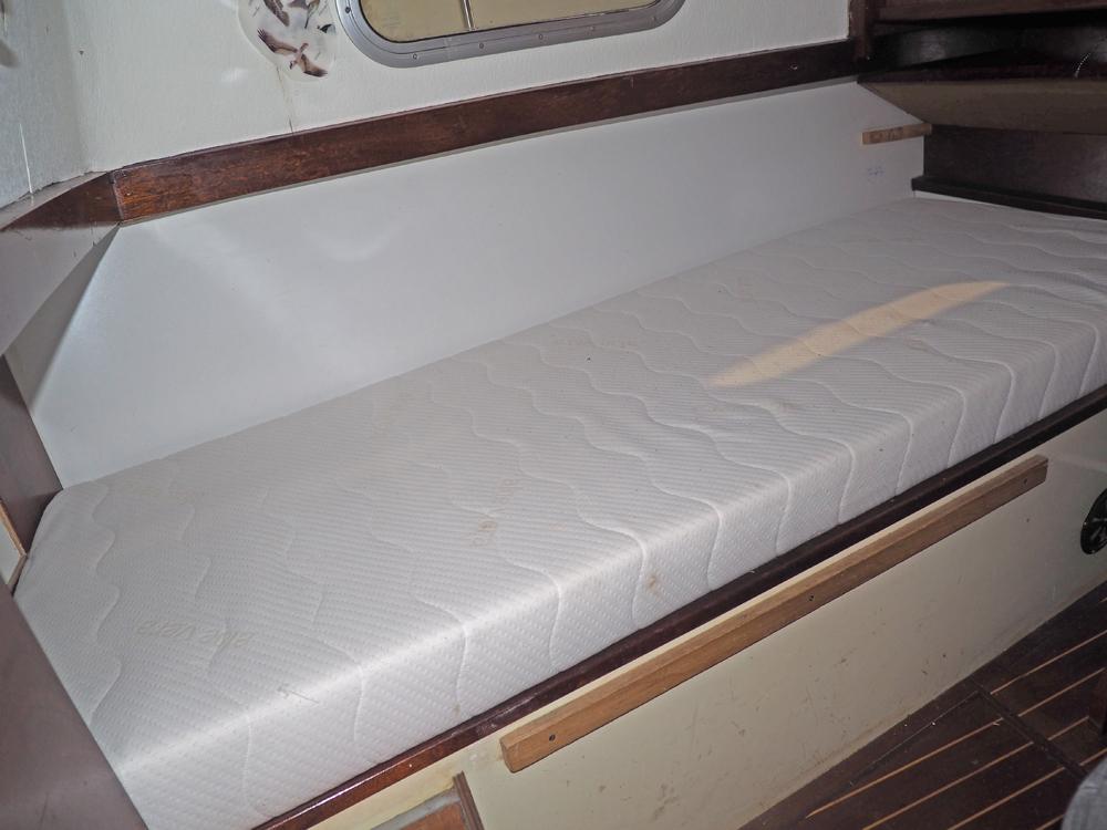 Cabine arrière, Hébergements